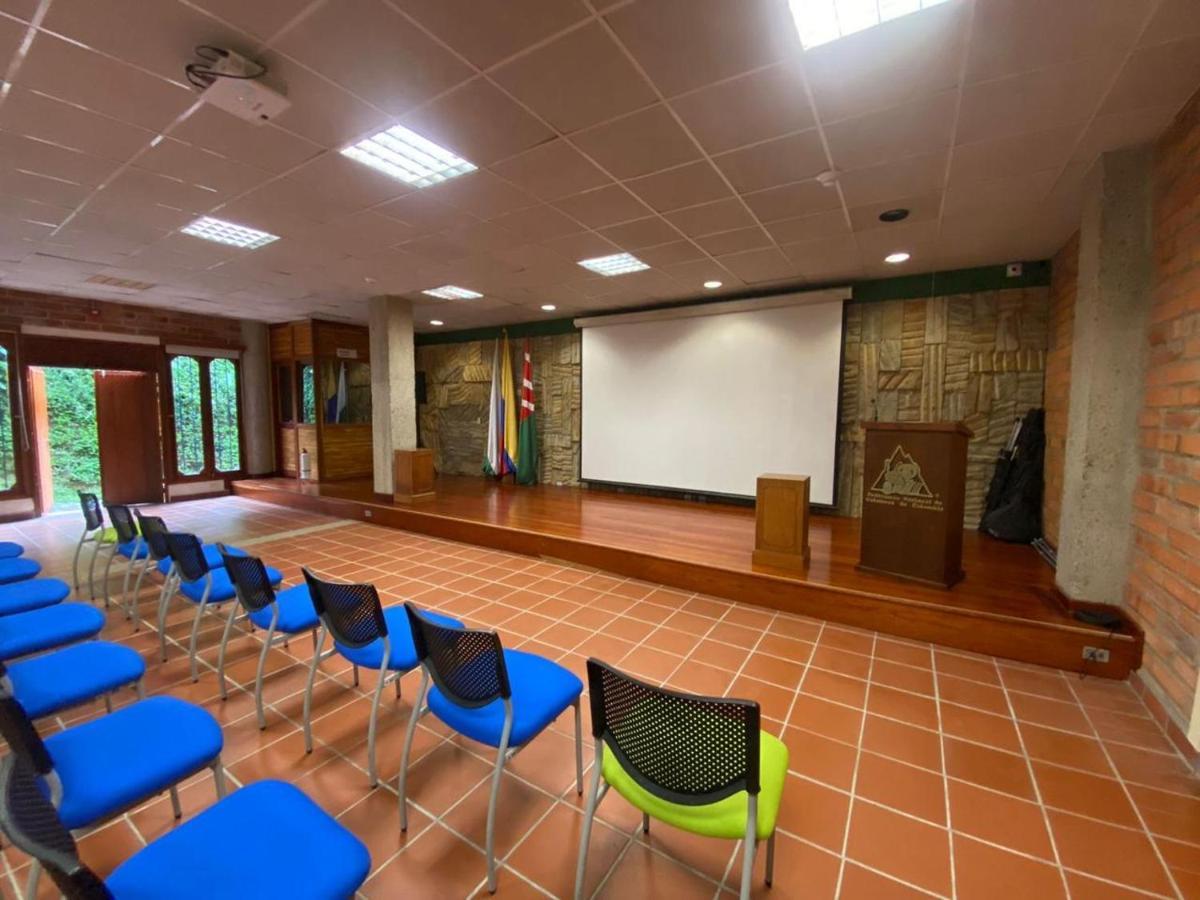 Granja Del Cafe Hotel Y Centro De Convenciones Venecia  ภายนอก รูปภาพ